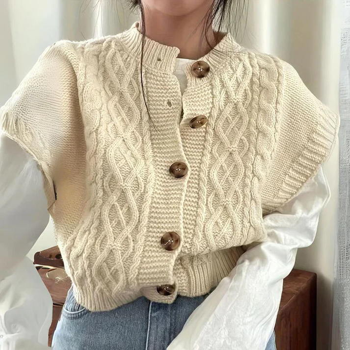 Chaleco femenino sin mangas con un look casual y sofisticado