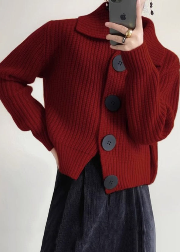 Cárdigan clásico de mujer con botones grandes y mangas largas para un estilo sofisticado
