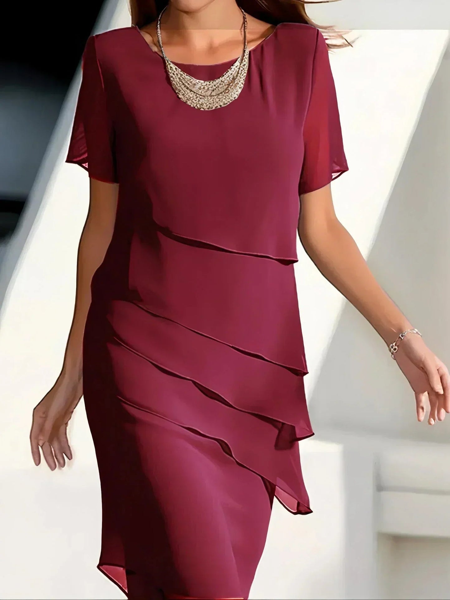 Vestido sofisticado de manga corta para un look versátil y moderno