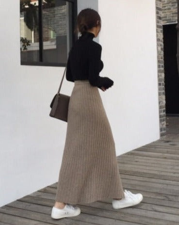 Jupe longue confortable avec un motif côtelé brillant pour des looks élégants