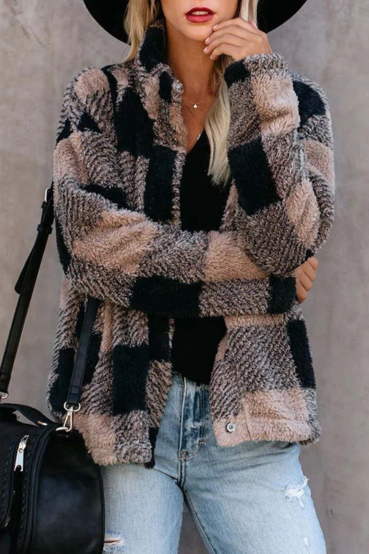 Chaqueta de felpa con solapa a cuadros
