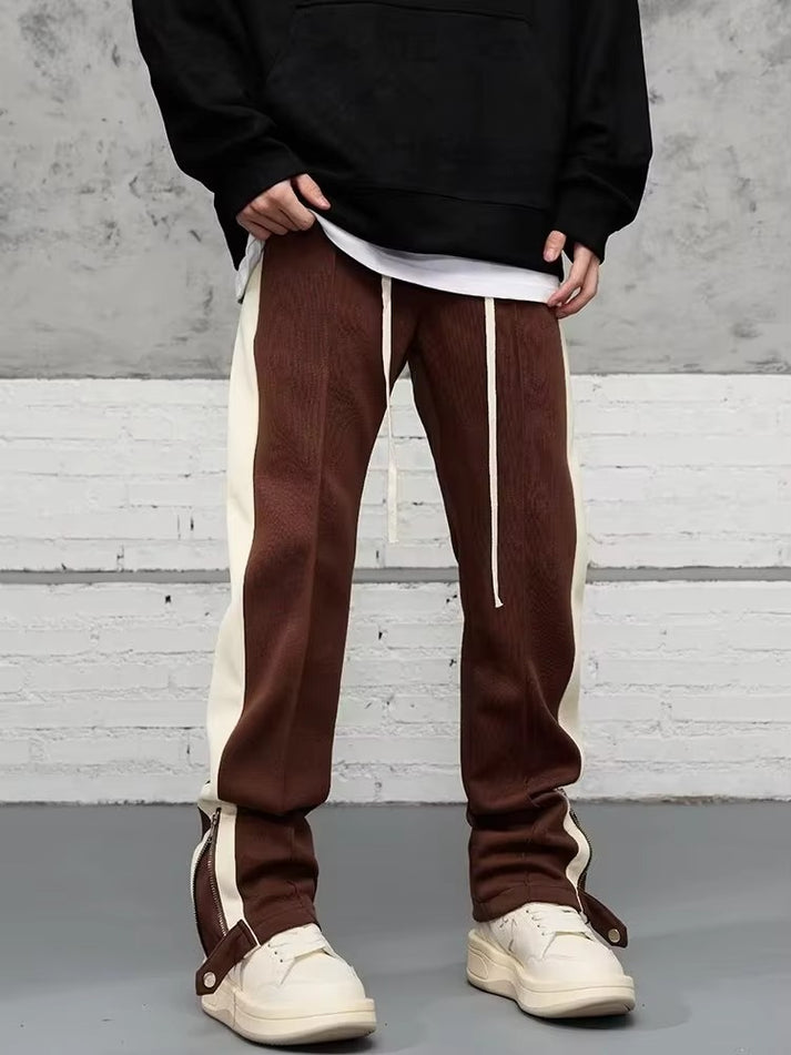 Pantalones elegantes con elementos modernos para un look perfecto
