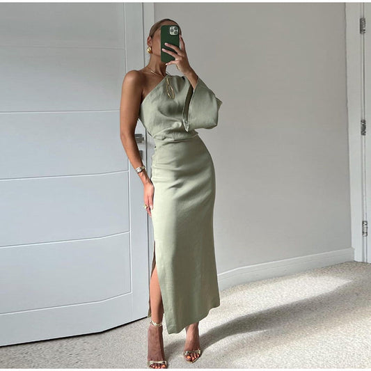 Vestido midi de moda con diseño de un hombro y mangas largas