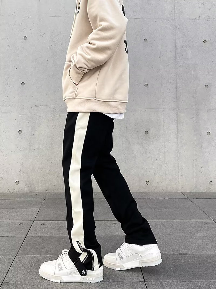 Pantalones elegantes con elementos modernos para un look perfecto